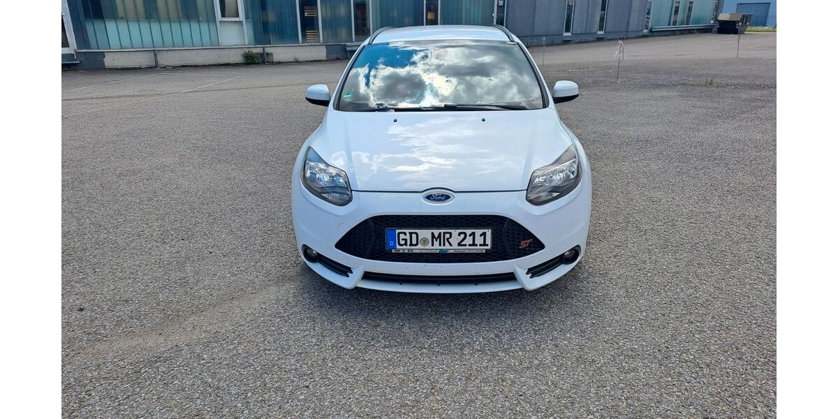Ford Focus 134.000 km 8.500 &euro; Durlangen 73568