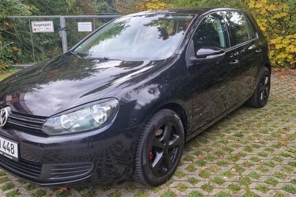 VW Golf 107.200 km 5.900 &euro; Rosenheim 83022