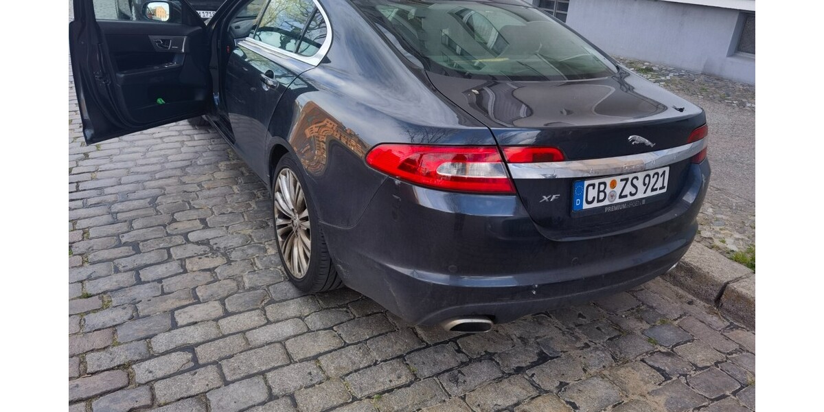 Jaguar XF 220.000 km 6.000 € Cottbus 03046