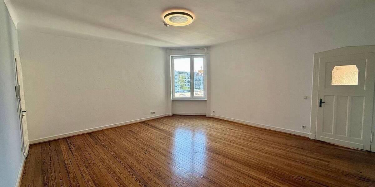 Etagenwohnung Saarbrücken St Johann - 5 Zimmer, 208 m&sup2;, 1.900&euro; | Angebot:26358490
