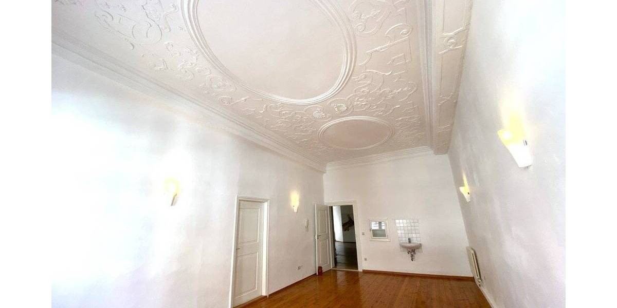 Gewerbeobjekt Nördlingen - 7 Zimmer, 182 m&sup2;, 1.570&euro; | Angebot:25667577