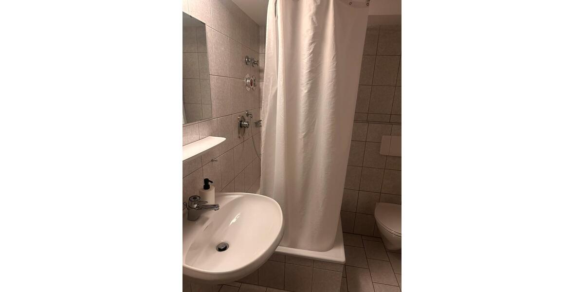 Erdgeschoßwohnung Leinfelden-Echterdingen Echterdingen - 1.5 Zimmer, 25 m&sup2;, 700&euro; | Angebot:24943873