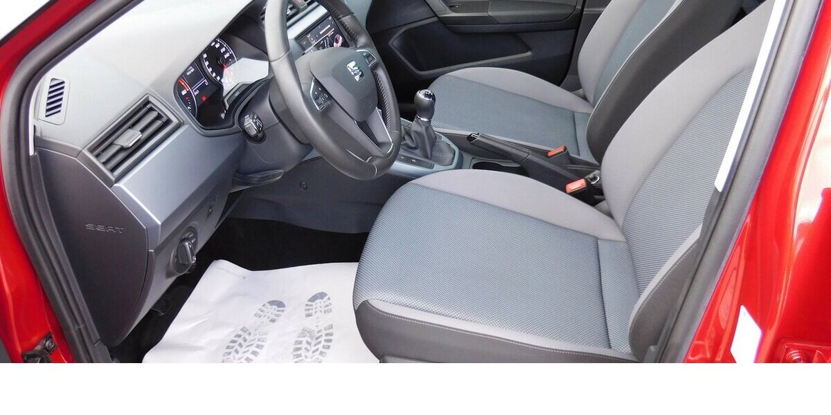 Seat Arona 1.0 Style TSI BMT Radio Klima Alu 28.400 km 15.990 &euro; Vordorf 38533