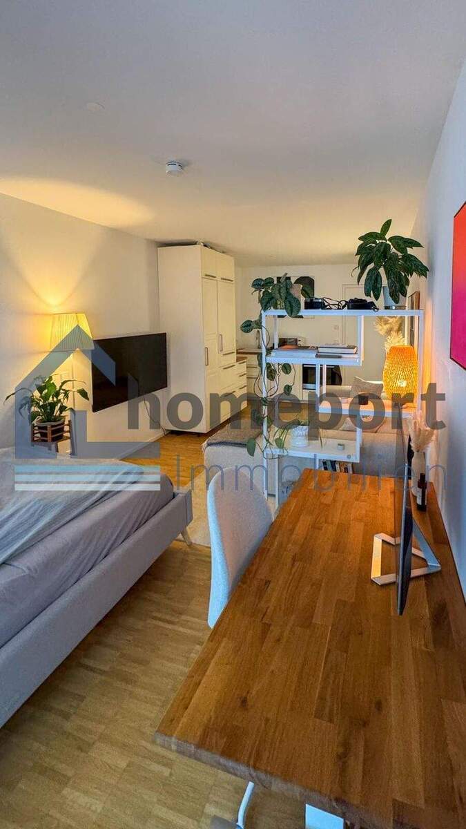 Großzügiges & modern möbliertes Apartment mit Balkon in Schwabing 1 zimmer