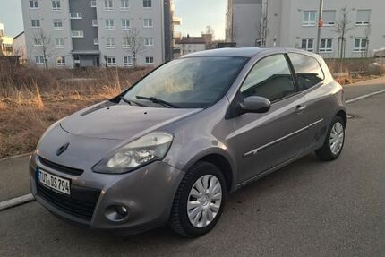 Renault Clio 213.000 km 2.500 &euro; Trossingen 78647