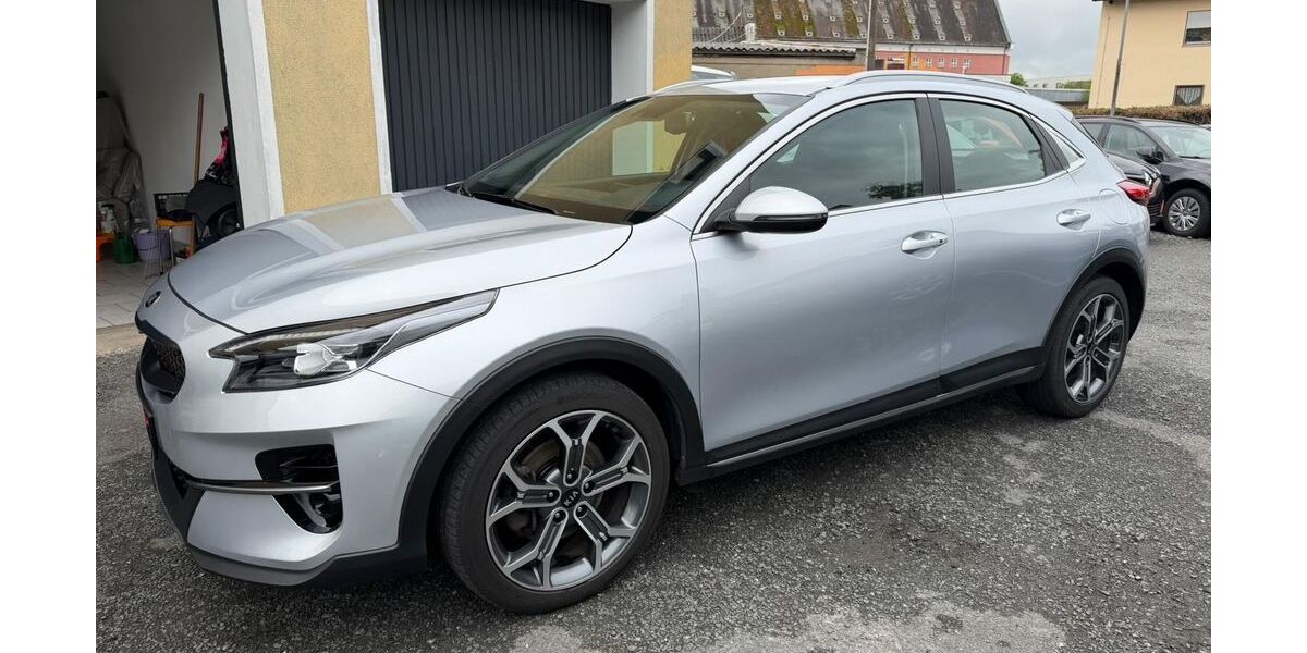 Kia XCeed 95.000 km 15.499 &euro; Bayreuth 95447
