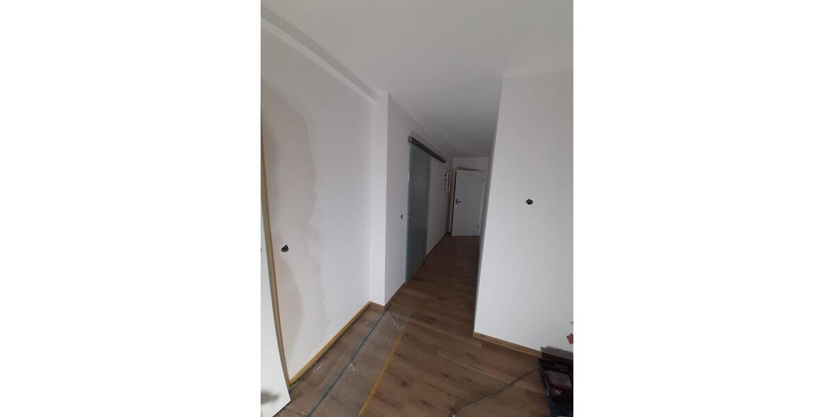 Dachgeschoßwohnung Schleusingen - 3 Zimmer, 78 m&sup2;, 580&euro; | Angebot:25810237