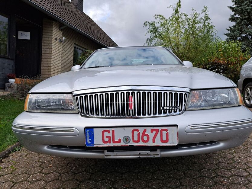 Lincoln Continental 116.000 km 7.300 € Odenthal-Neschen 51519