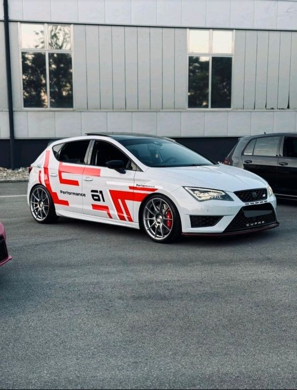 Seat Leon 101.500 km 19.900 € Markdorf 88677