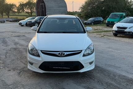 Hyundai i30 151.000 km 1.999 &euro; Gussenstadt 89547