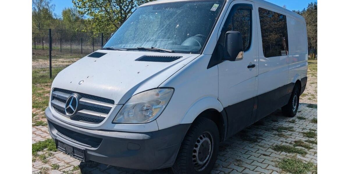 Mercedes-Benz Sprinter 209.000 km 4.990 &euro; Berlin 14057