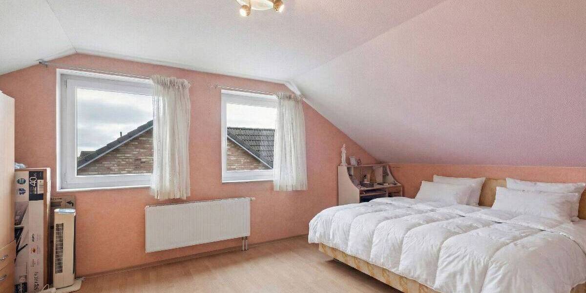 Doppelhaushälfte Pinneberg - 5 Zimmer, 136 m&sup2;, 549.000&euro; | Angebot:25971349