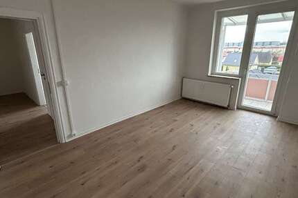 Wohnung zum Mieten in Magdeburg 448 € 67.82 m² 3 zimmer
