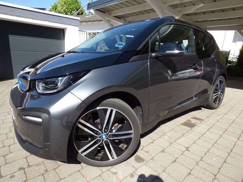 i3