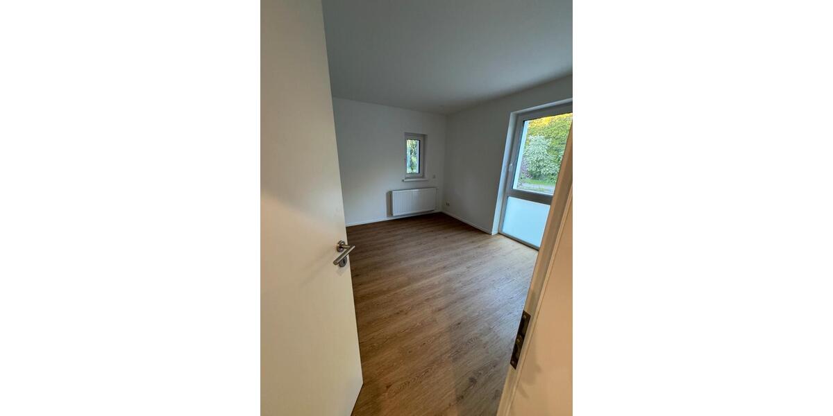 Erdgeschoßwohnung Stuttgart Stuttgart-Süd - 3 Zimmer, 60 m&sup2;, 530&euro; | Angebot:26656546