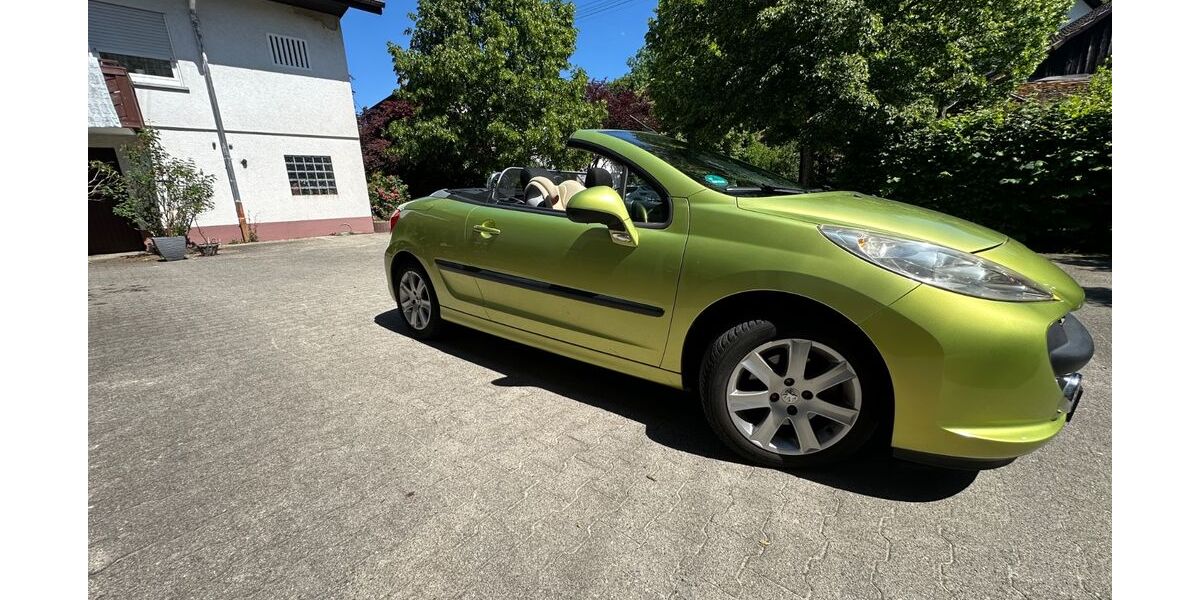 Peugeot 207 90.000 km 3.100 &euro; Baden Baden 76534
