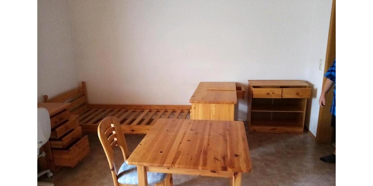 Erdgeschoßwohnung Obertraubling - 2 Zimmer, 25 m&sup2;, 600&euro; | Angebot:19860042