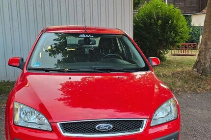 Ford Focus 253.848 km 2.500 &euro; Kandel 76870