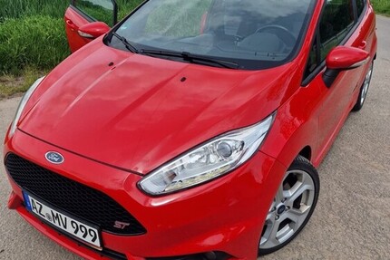 Ford Fiesta st 117.500 km 11.700 € Osthofen 67574