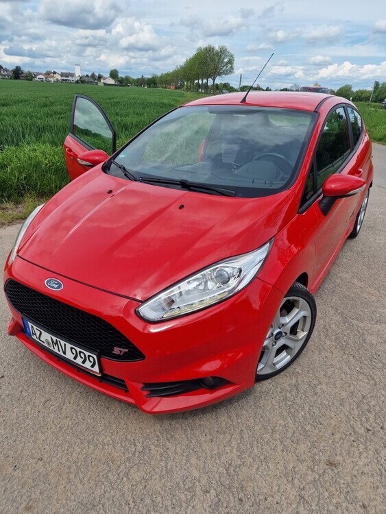 Ford Fiesta st 117.500 km 11.700 € Osthofen 67574