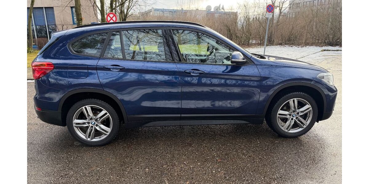 BMW X1 128.552 km 17.777 &euro; München 81375