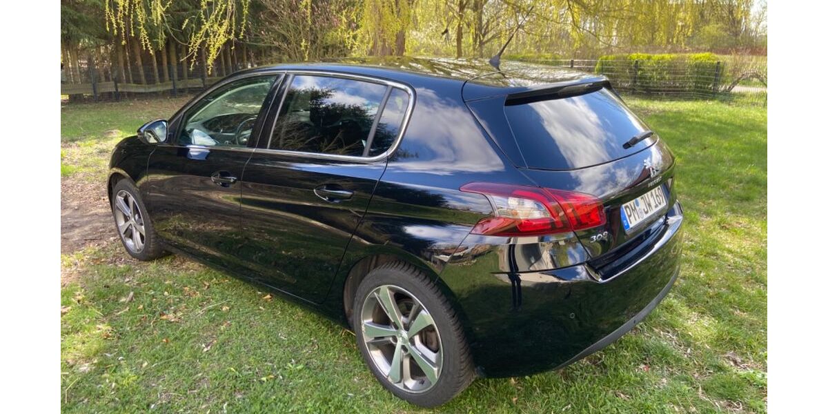 Peugeot 308 99.000 km 11.500 &euro; Kleinmachnow 14532