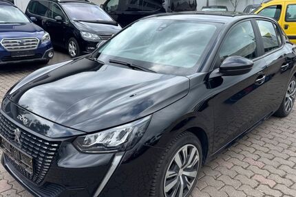 Peugeot 208 105.156 km 7.999 &euro; Saarlouis 66740