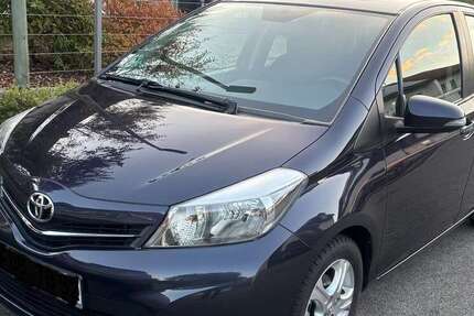 Toyota Yaris 97.000 km 7.400 € Kissing 86438
