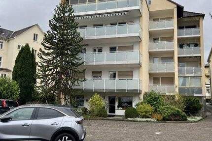 Attraktive 3-Zimmer-Einheit im Herzen von Bad Pyrmont - vielseitig nutzbar als Praxis, Büro oder Wohnung, mit Aufzug 3 zimmer