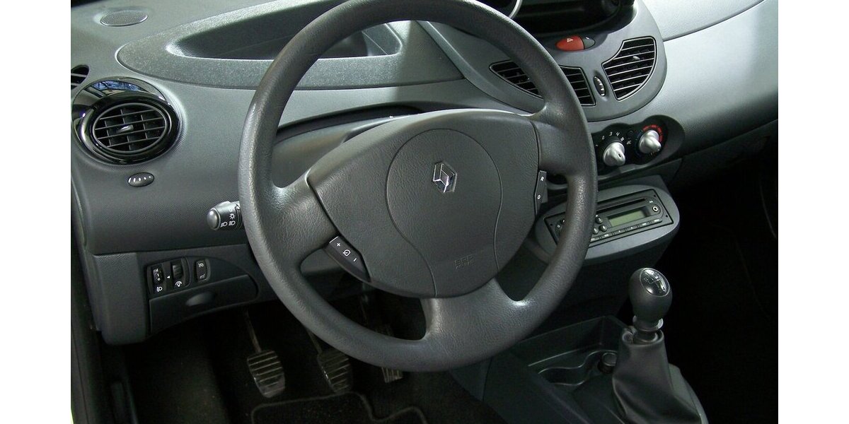 Renault Twingo Liberty+KLIMA+ALLWETTERREIFEN+FALTDACH 87.456 km 4.341 &euro; Hamburg 22119