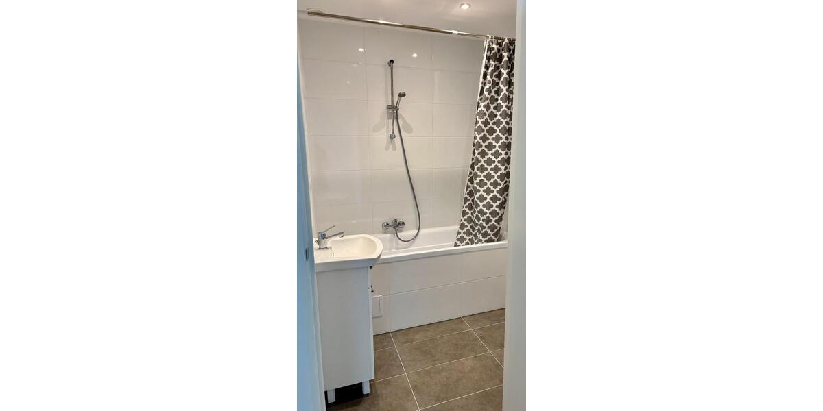 Etagenwohnung Emden - 4 Zimmer, 87 m&sup2;, 600&euro; | Angebot:26397668