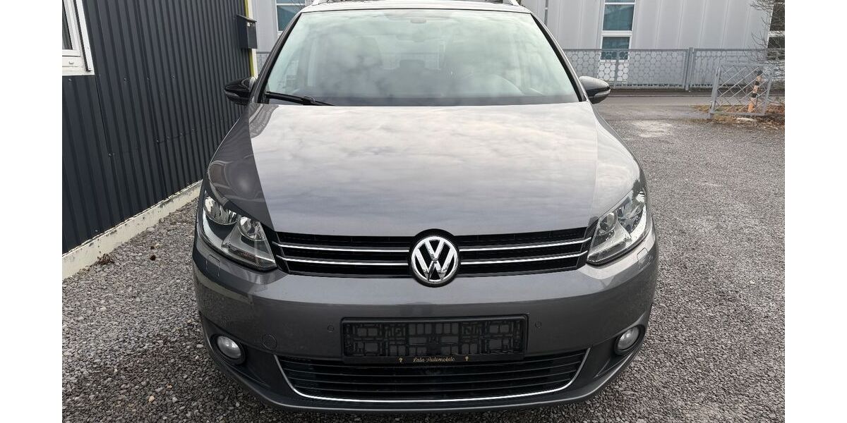 VW Touran 134.700 km 10.499 &euro; Sindelfingen 71069