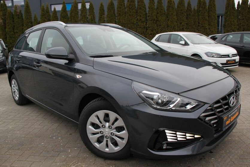 Hyundai i30 49.981 km 15.390 € Falkensee 14612