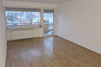 Wohnung zum Mieten in Neutraubling 700 € 60 m² 2 zimmer