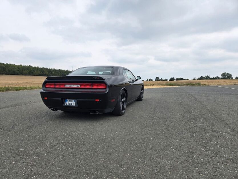 Dodge Challenger 136.900 km 22.500 € Schwarzenbach 95126