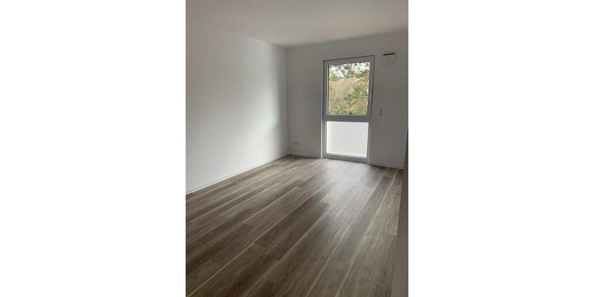 Dachgeschoßwohnung Aurach - 4 Zimmer, 90 m&sup2;, 975&euro; | Angebot:26413777