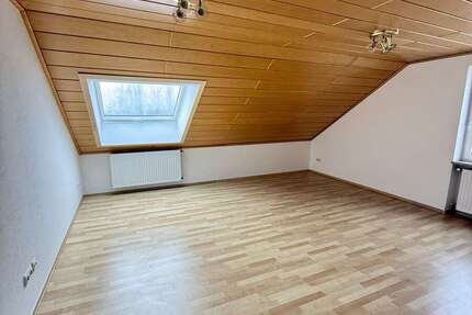 Wohnung Obermichelbach - 3 Zimmer, 70 m&sup2;, 695&euro; | Angebot:25382929