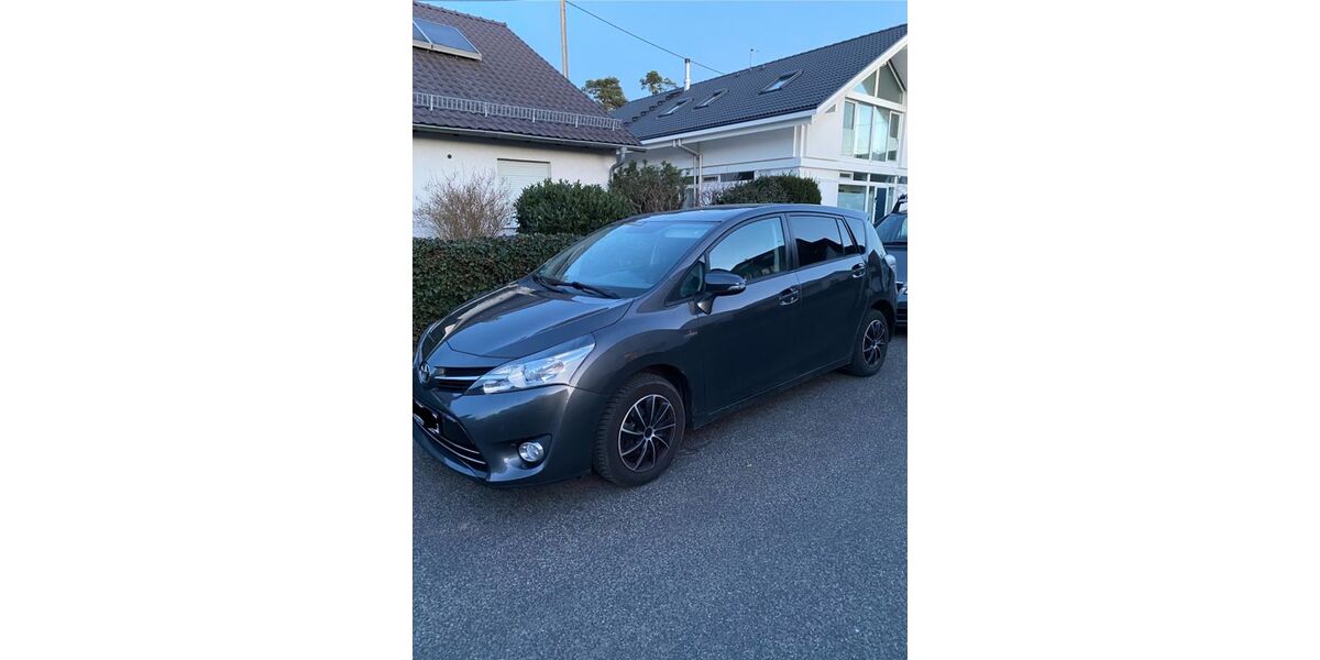 Toyota Verso 133.800 km 10.500 &euro; Walldorf 69190