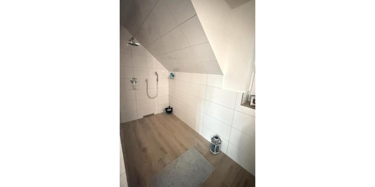 Einfamilienhaus Halstenbek - 5 Zimmer, 134 m&sup2;, 2.000&euro; | Angebot:26647440