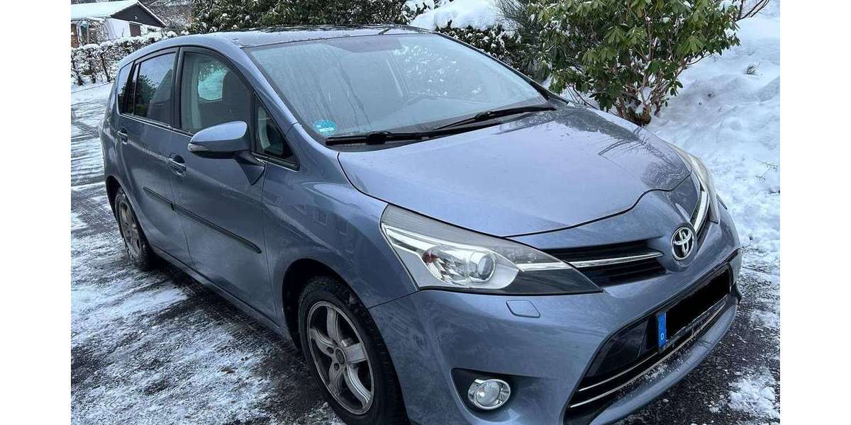 Toyota Verso 166.200 km 8.900 &euro; Wuppertal 42289