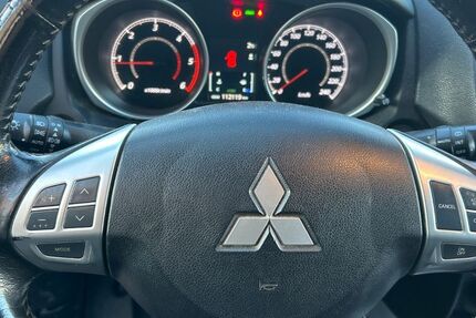 Mitsubishi ASX 112.000 km 5.300 &euro; zwickau 08064