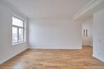 Zweitbezug + 2-Raum-Traum + Aufzug, EBK, Parkett, Fußbodenheizung, Balkon mit Süd-West-Ausrichtung, Tageslichtbad mit Wanne & Dusche, Abstellraum