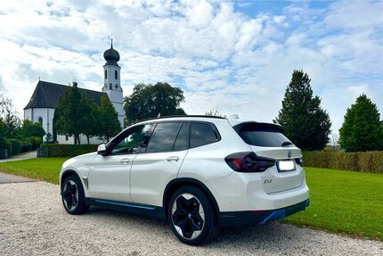 BMW iX3 48.000 km 36.800 € Nußdorf 83365