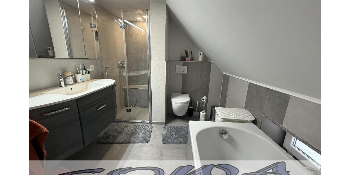 Modernisiertes Einfamilienhaus in Wellheim mit Nebenräumen und Carport - Ein Objekt von Ihrem Immobilienpartner SOWA Immobilien und Finanzen - Einfamilienhaus Wellheim | Angebot:27109249