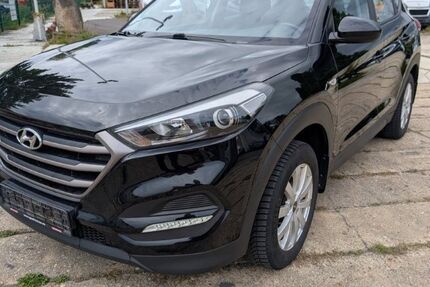 Hyundai TUCSON 99.989 km 11.890 &euro; Radebeul 01445