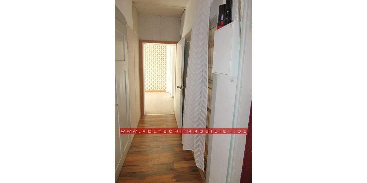 Einfamilienhaus Weida - 4 Zimmer, 121 m&sup2;, 99.000&euro; | Angebot:25747517