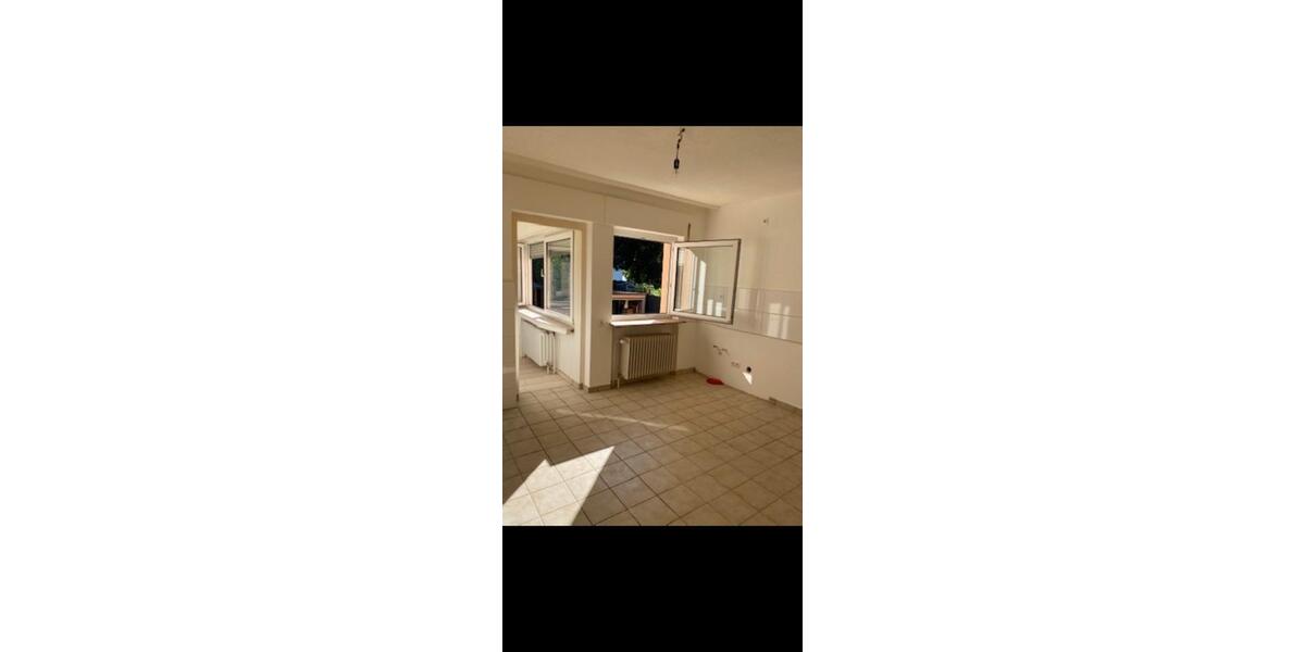 Erdgeschoßwohnung Mannheim Niederfeld - 3.5 Zimmer, 110 m&sup2;, 1.300&euro; | Angebot:25982352