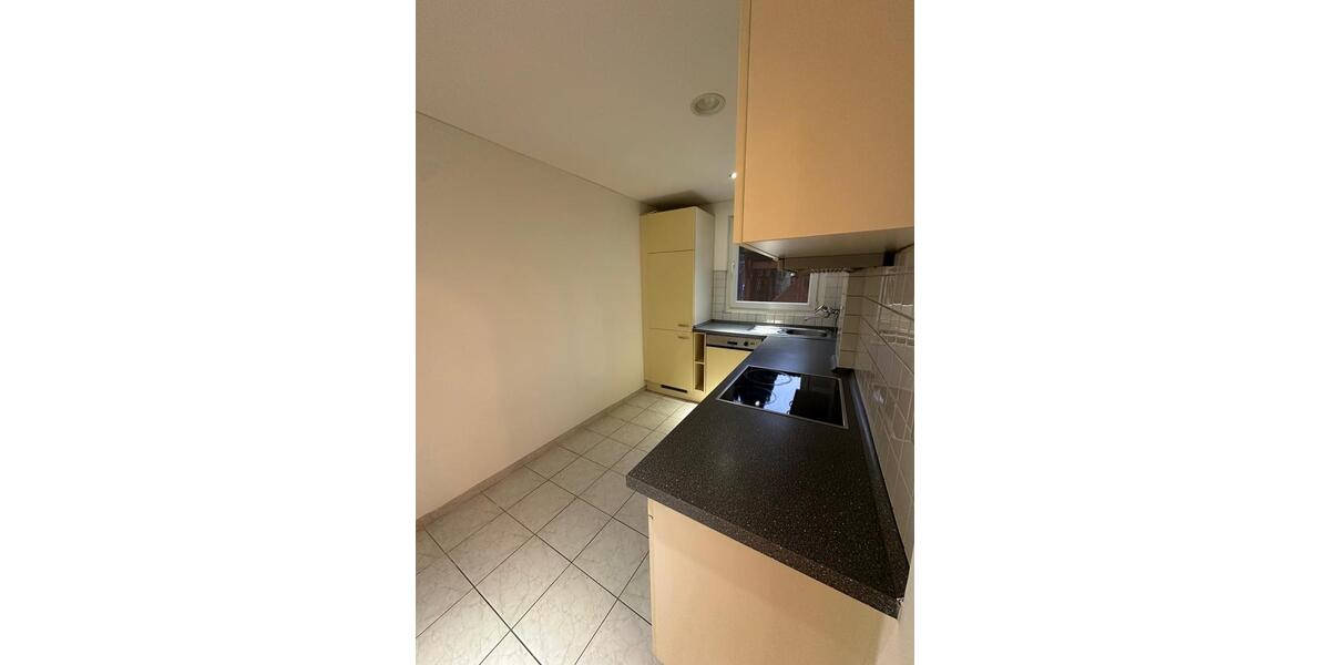 Erdgeschoßwohnung Esslingen am Neckar Oberesslingen - 3 Zimmer, 63 m&sup2;, 990&euro; | Angebot:25177953