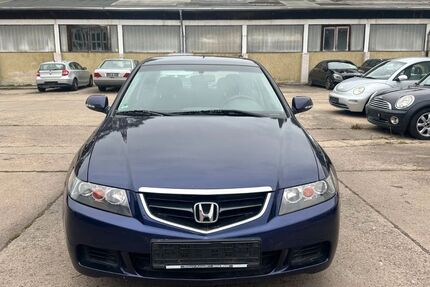 Honda Accord 209.810 km 3.300 &euro; Dresden 01159