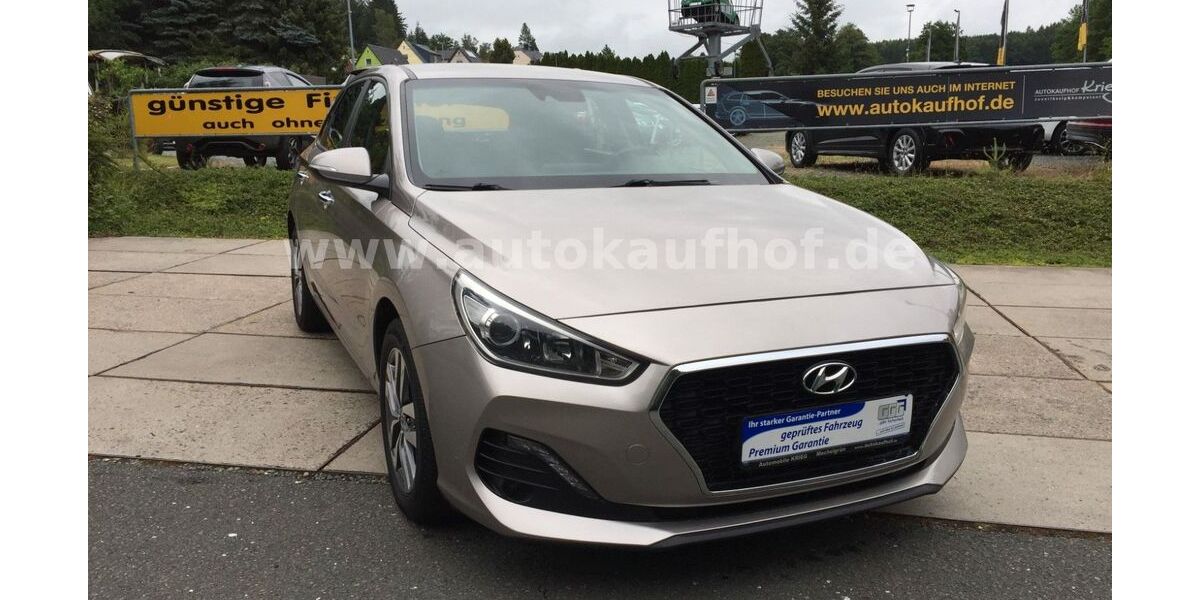 Hyundai i30 115.344 km 11.990 &euro; Neuensalz - Mechelgrün 08541